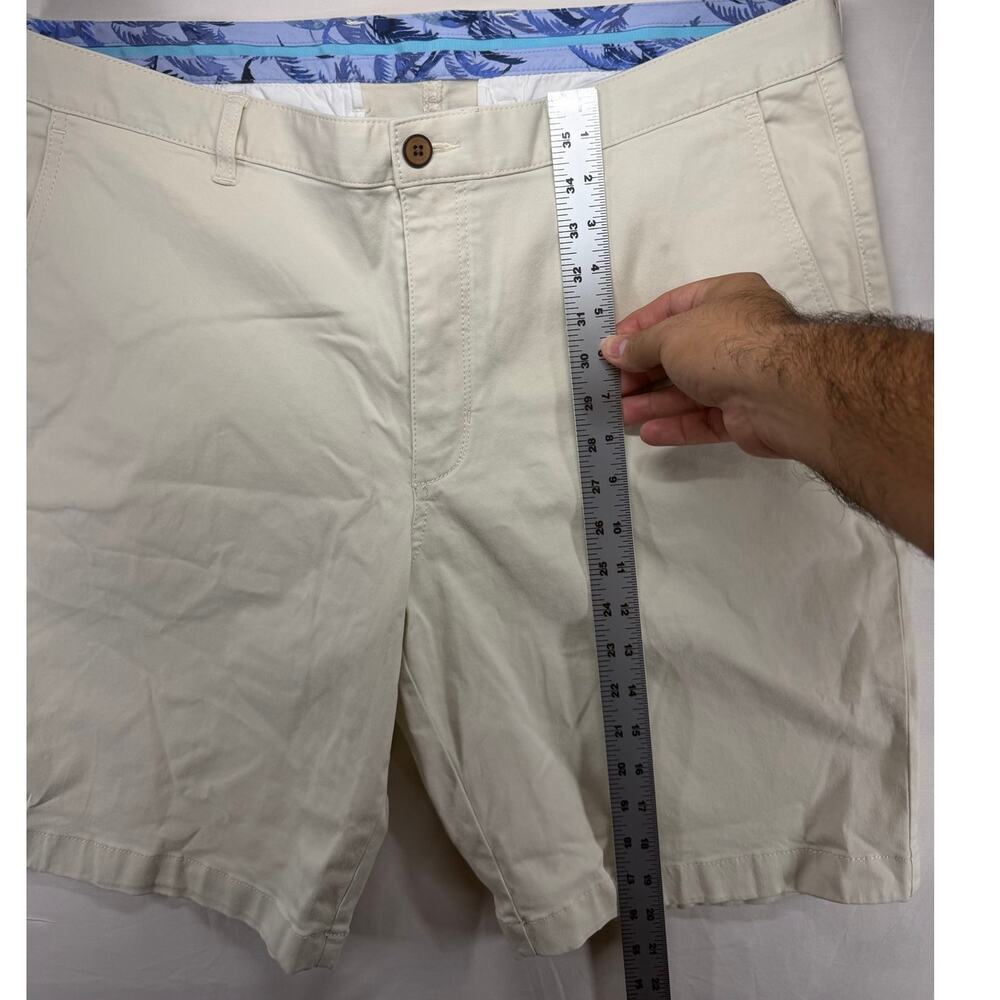 Tommy Bahama Men's Size 38 Beige Tencel Cotton Blend Chino Shorts - Picture 3 of 7